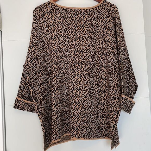 Tahari Leopard Print Sweater - Picture 7 of 9